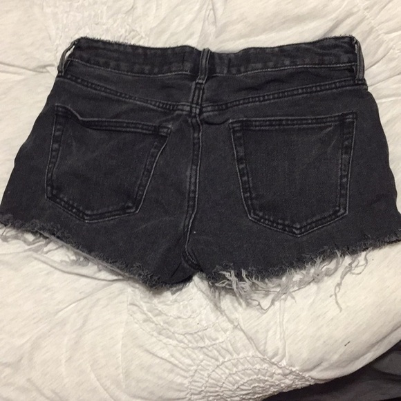 Faded black shorts - Picture 2 of 3